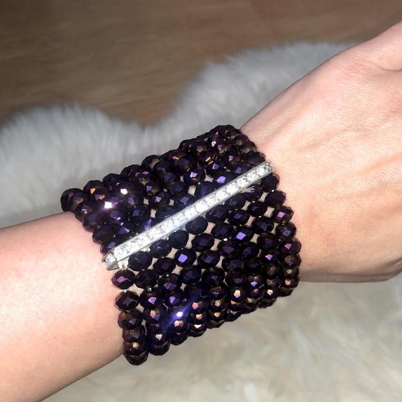 Bracelet with beads and rhinestone design - Picture 3 of 4